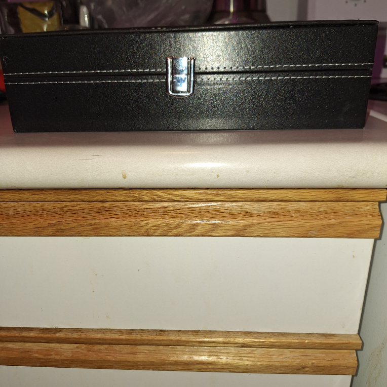 Watch storage case image indicator(6)