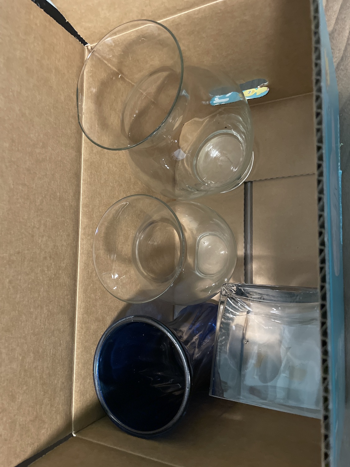 4 Vases #freecycle thumbnail