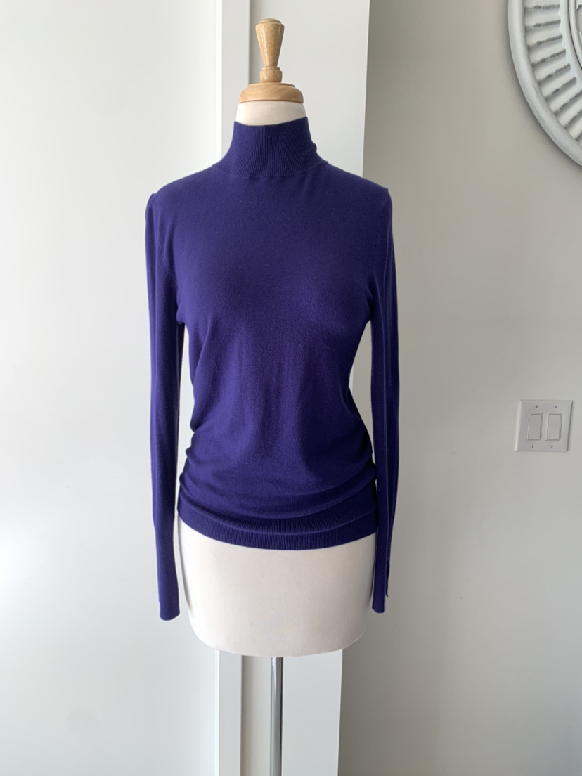Business casual Turtleneck in size M thumbnail