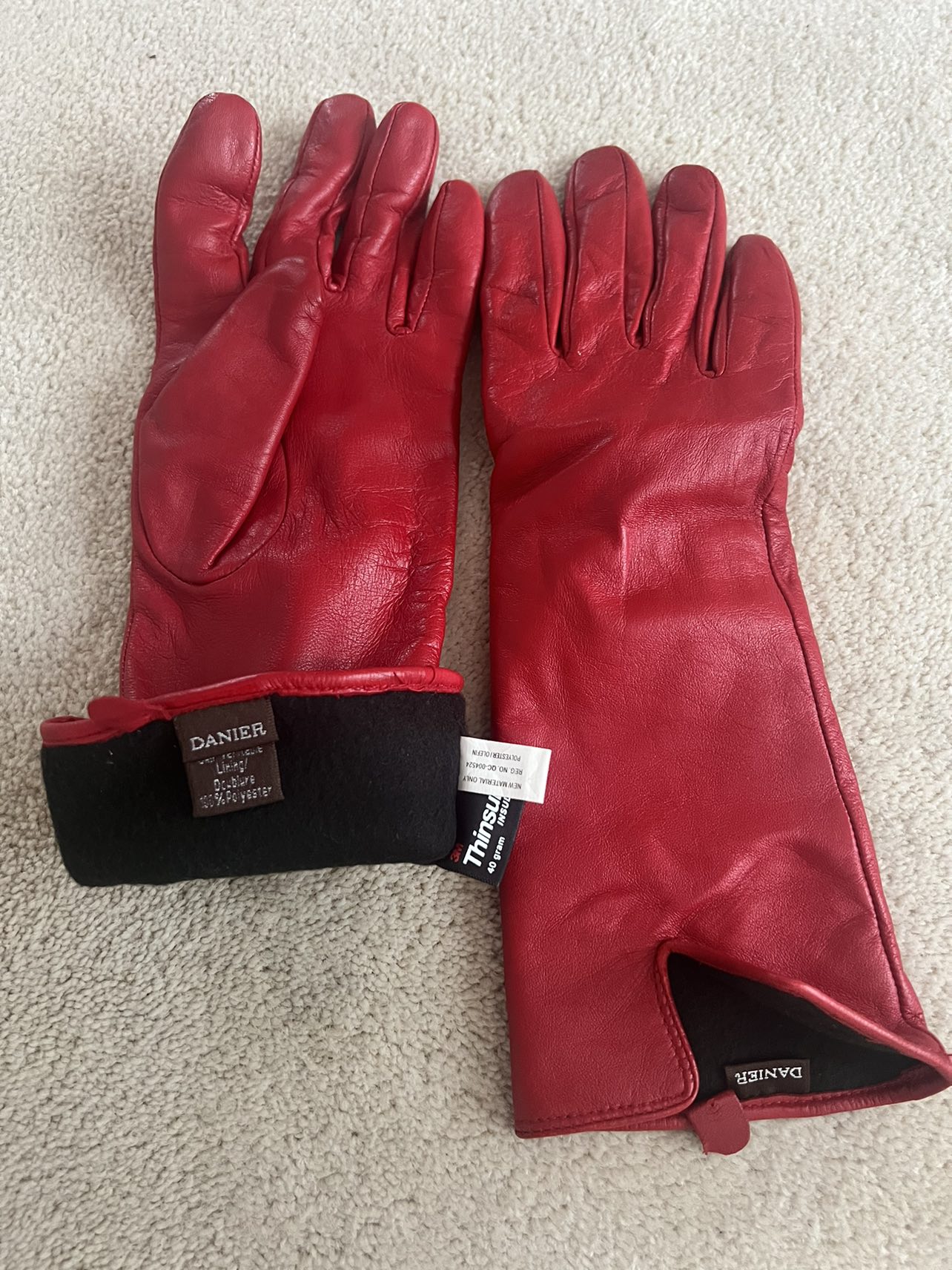 New Ladies Red Leather Gloves, Danier, Medium - photo 2