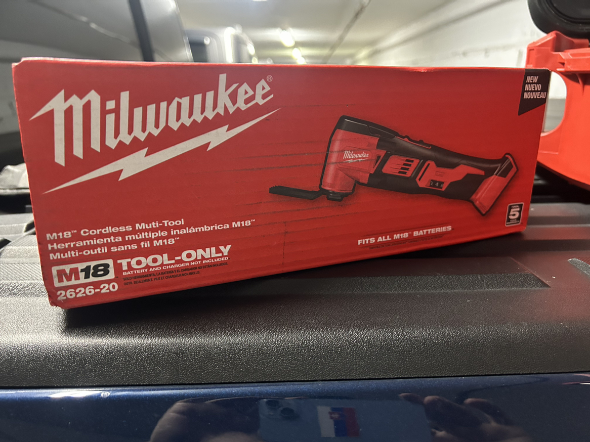 Milwaukee multi tool m18