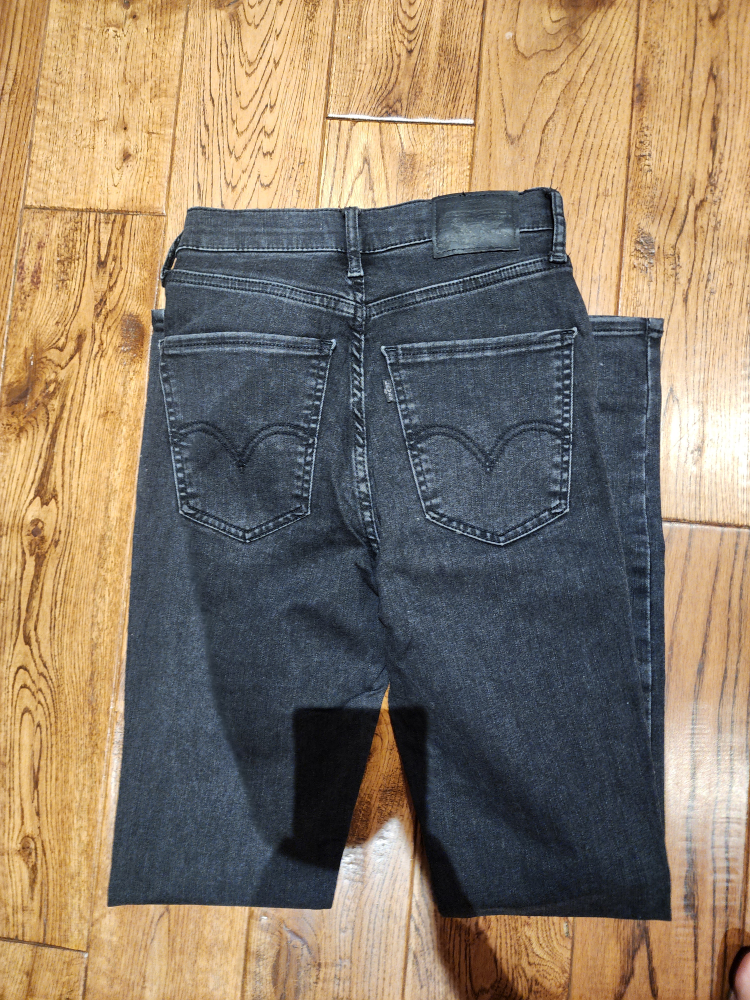 Levis Mile High Skiny Jeans image indicator(2)