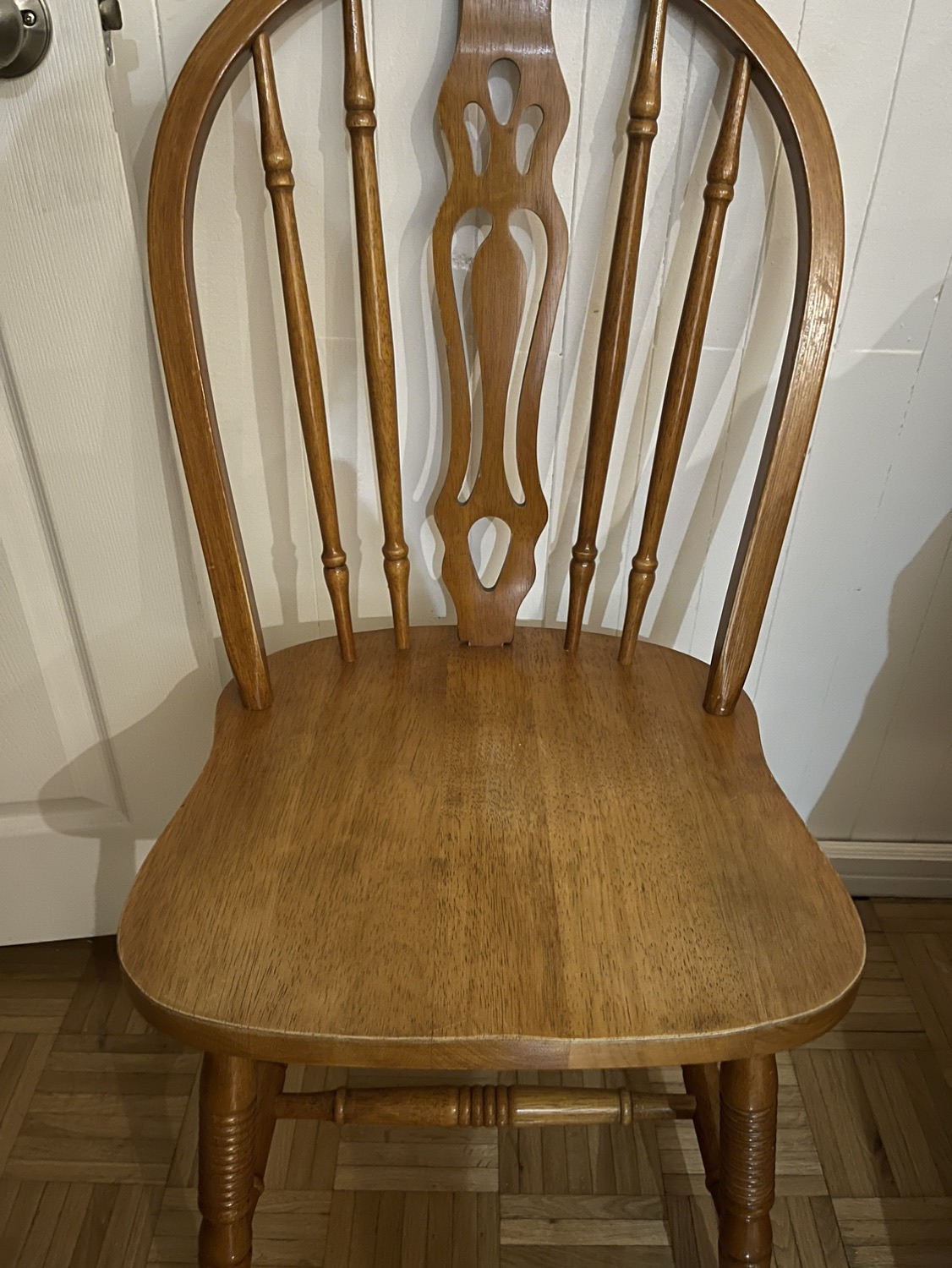 Wooden chairs set of 2 thumbnail