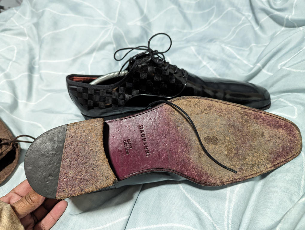 Men's patent leather dress shoes image indicator(3)