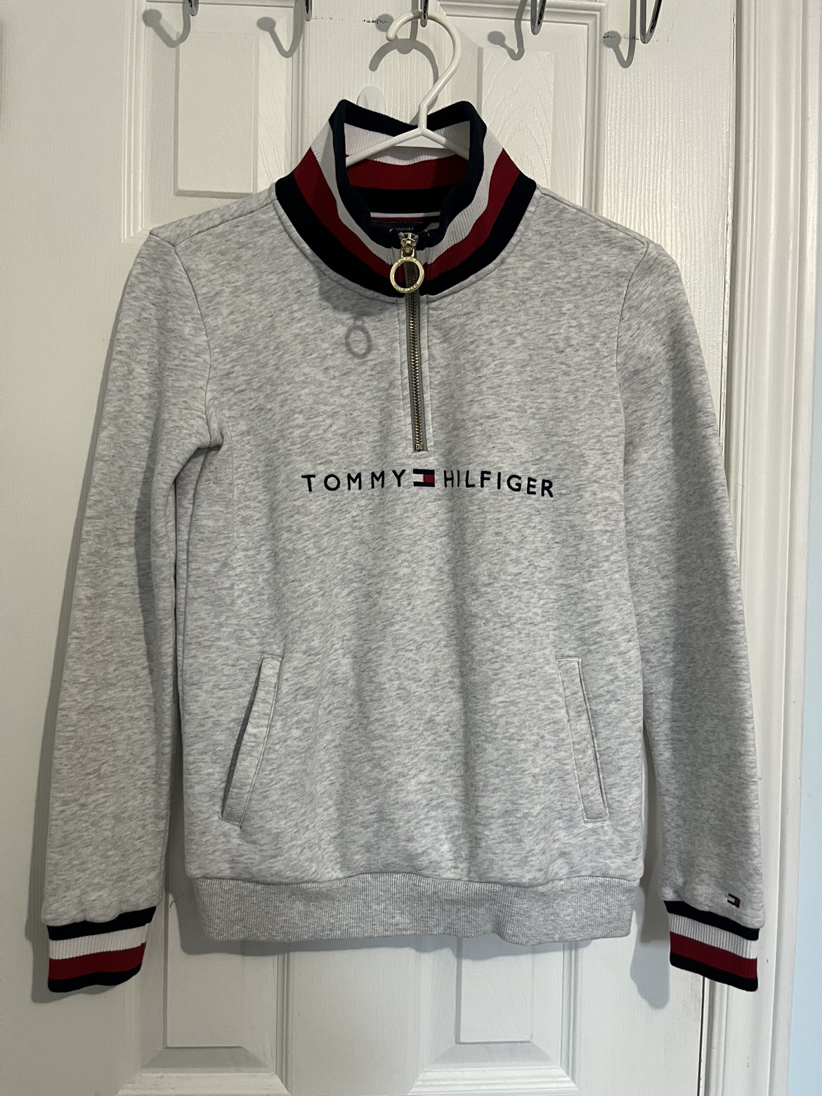 Tommy Hilfiger fleece sweater thumbnail