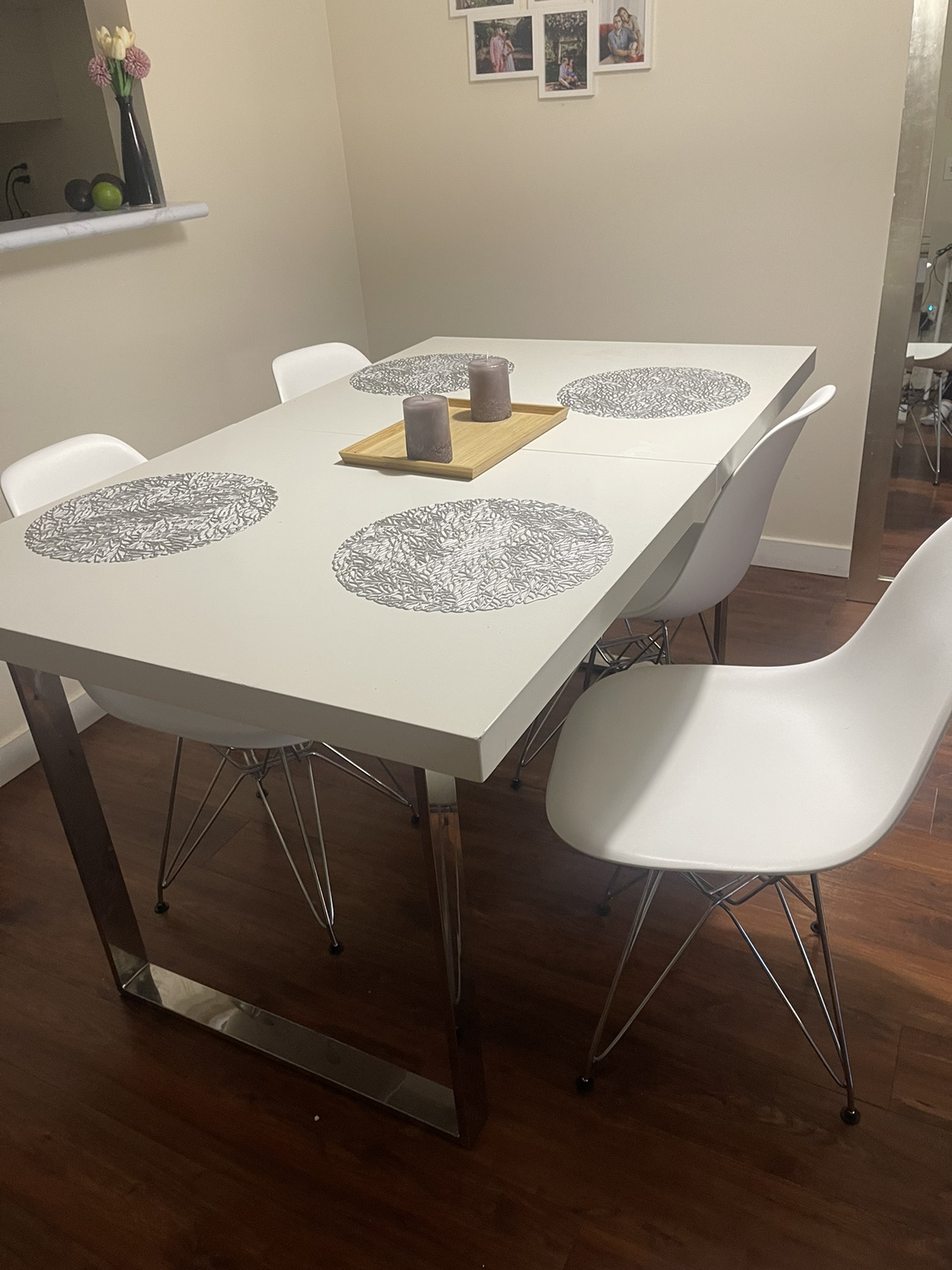 Dinning table and chair
