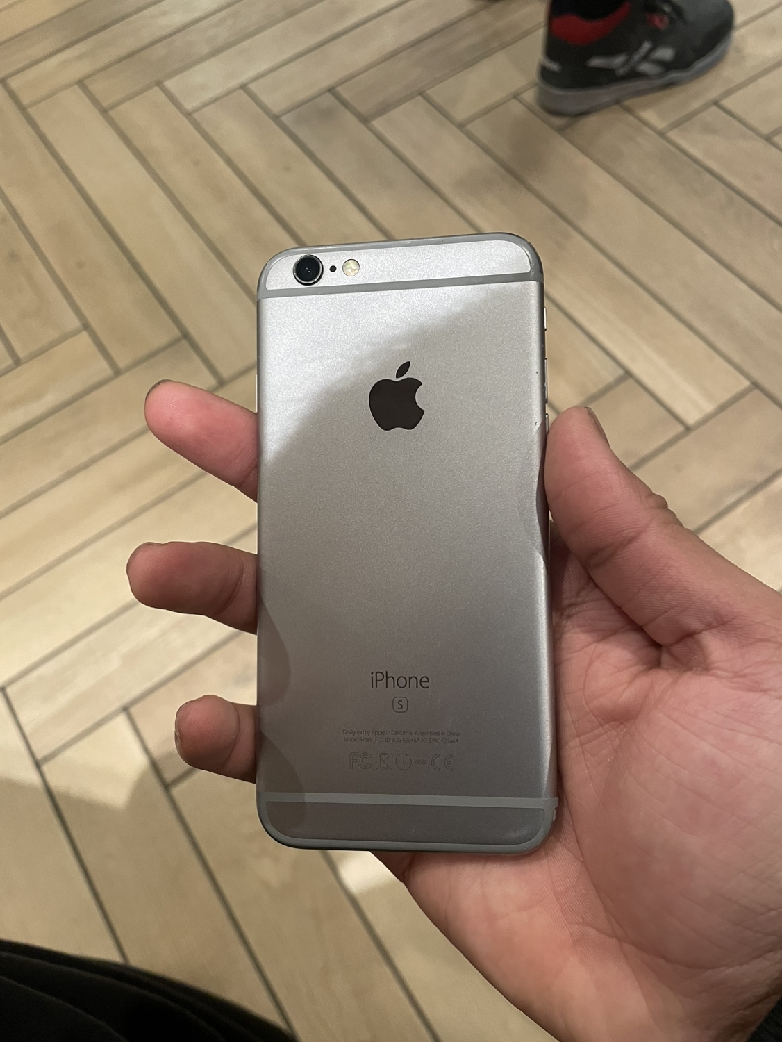 Like New - IPhone 6s 100% Battery Health image indicator(3)