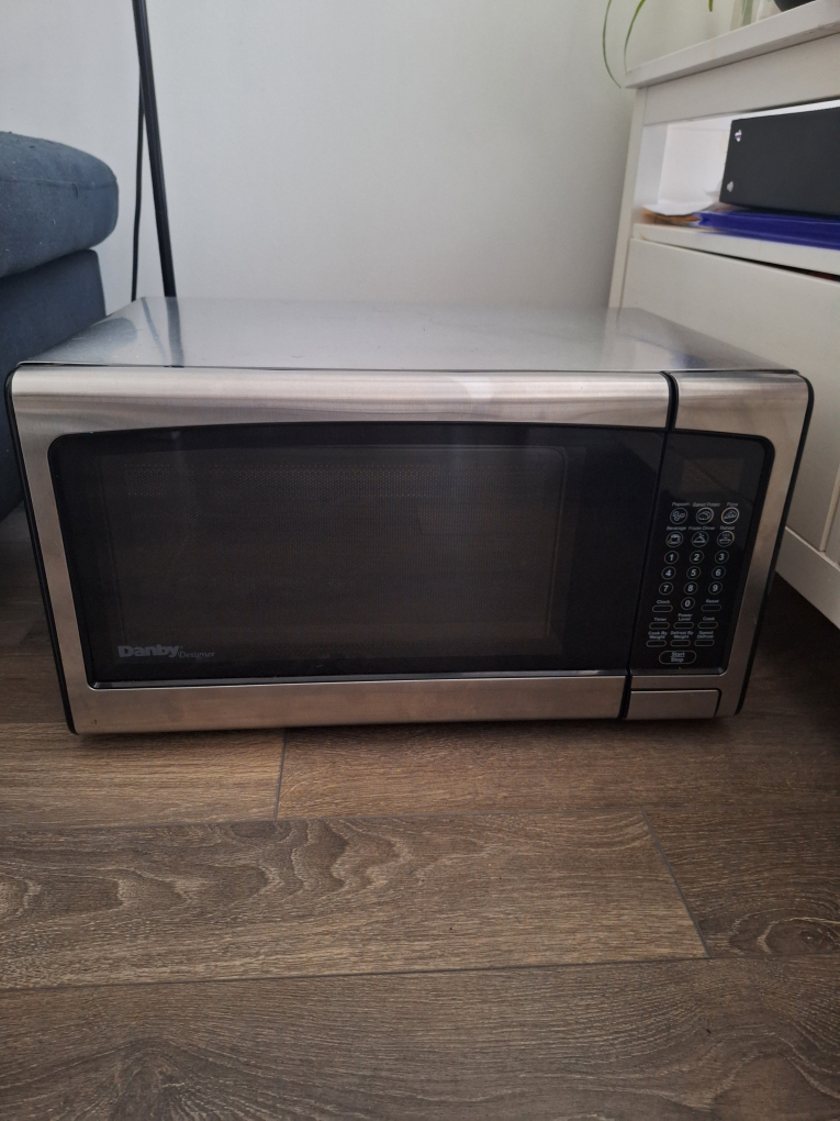 Microwave. Read description thumbnail