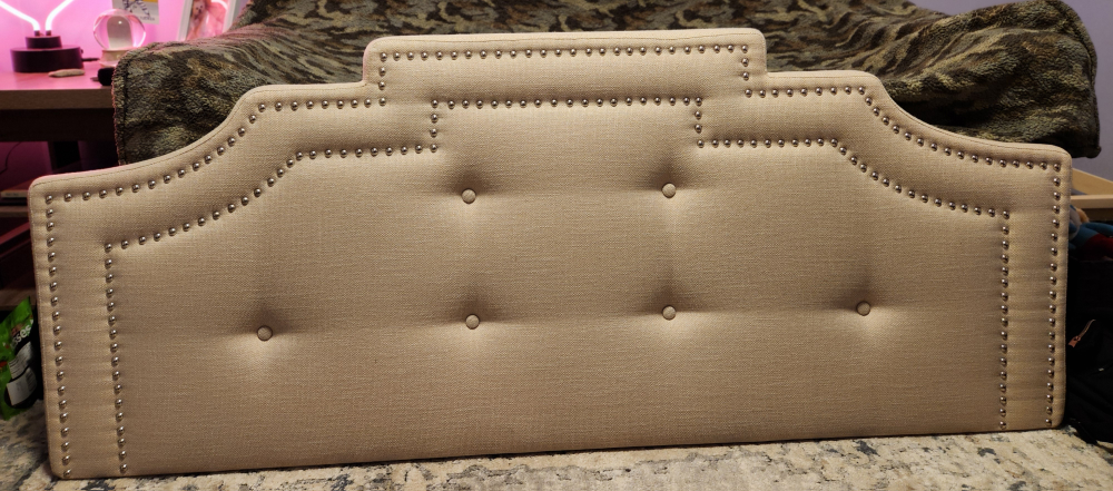 Queen Headboard image indicator(3)