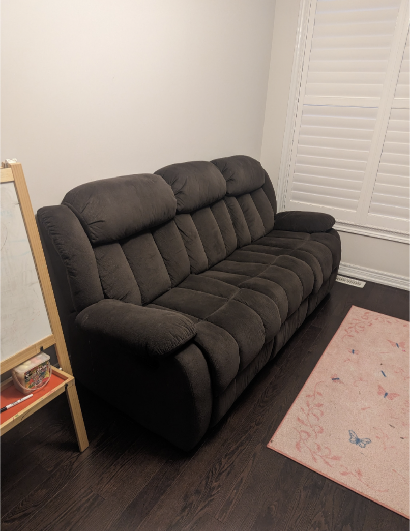Leon's Recliner Sofa thumbnail