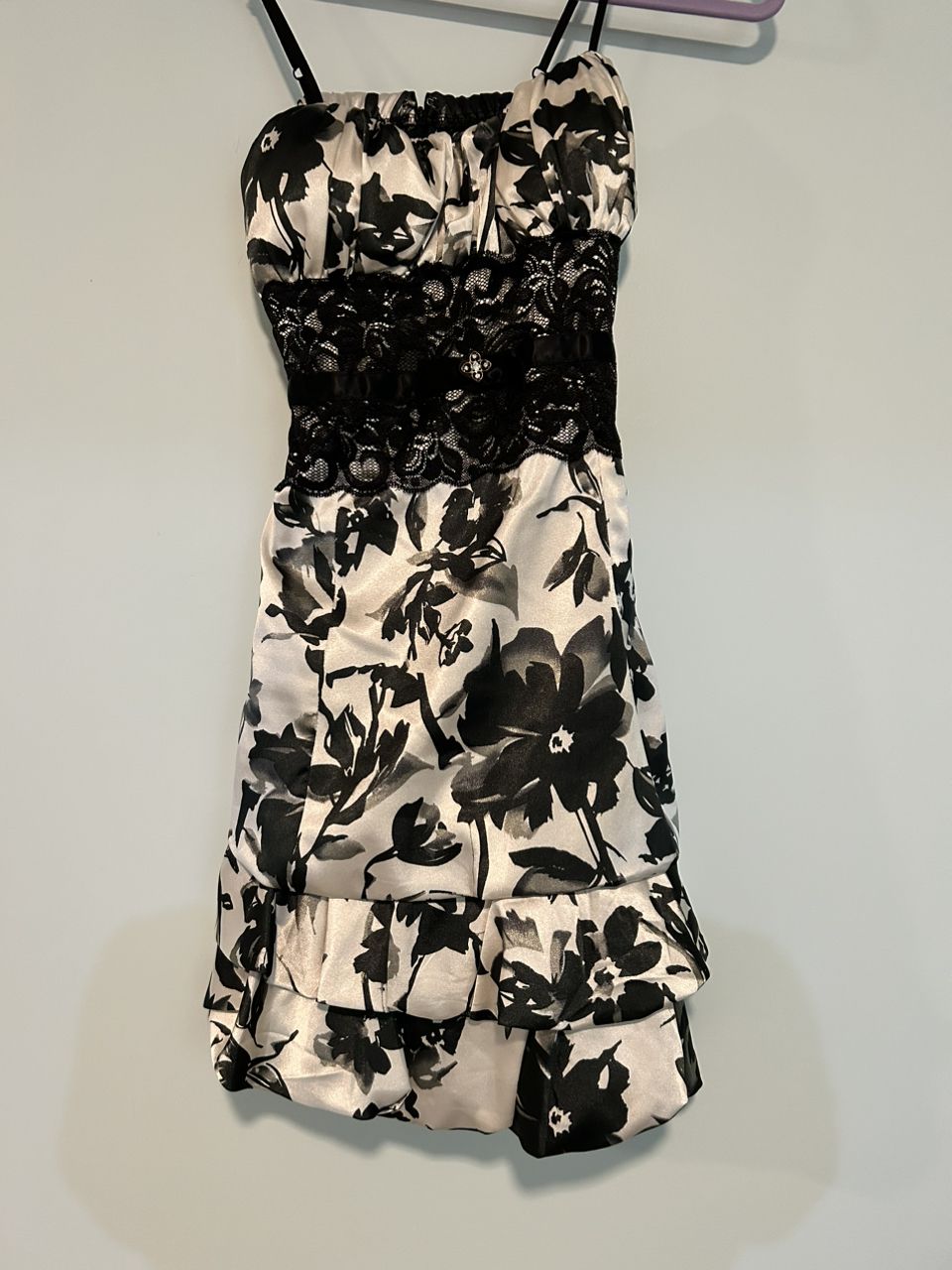 Pretty silky feeling dress