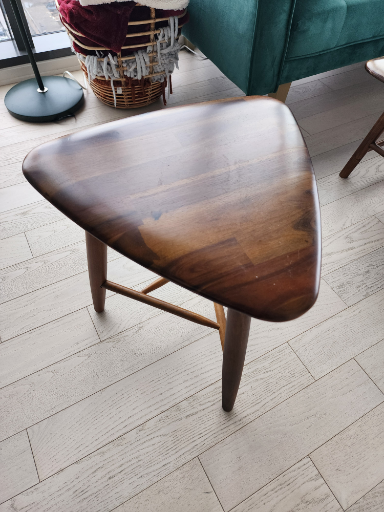 EQ3 END TABLE - photo 4
