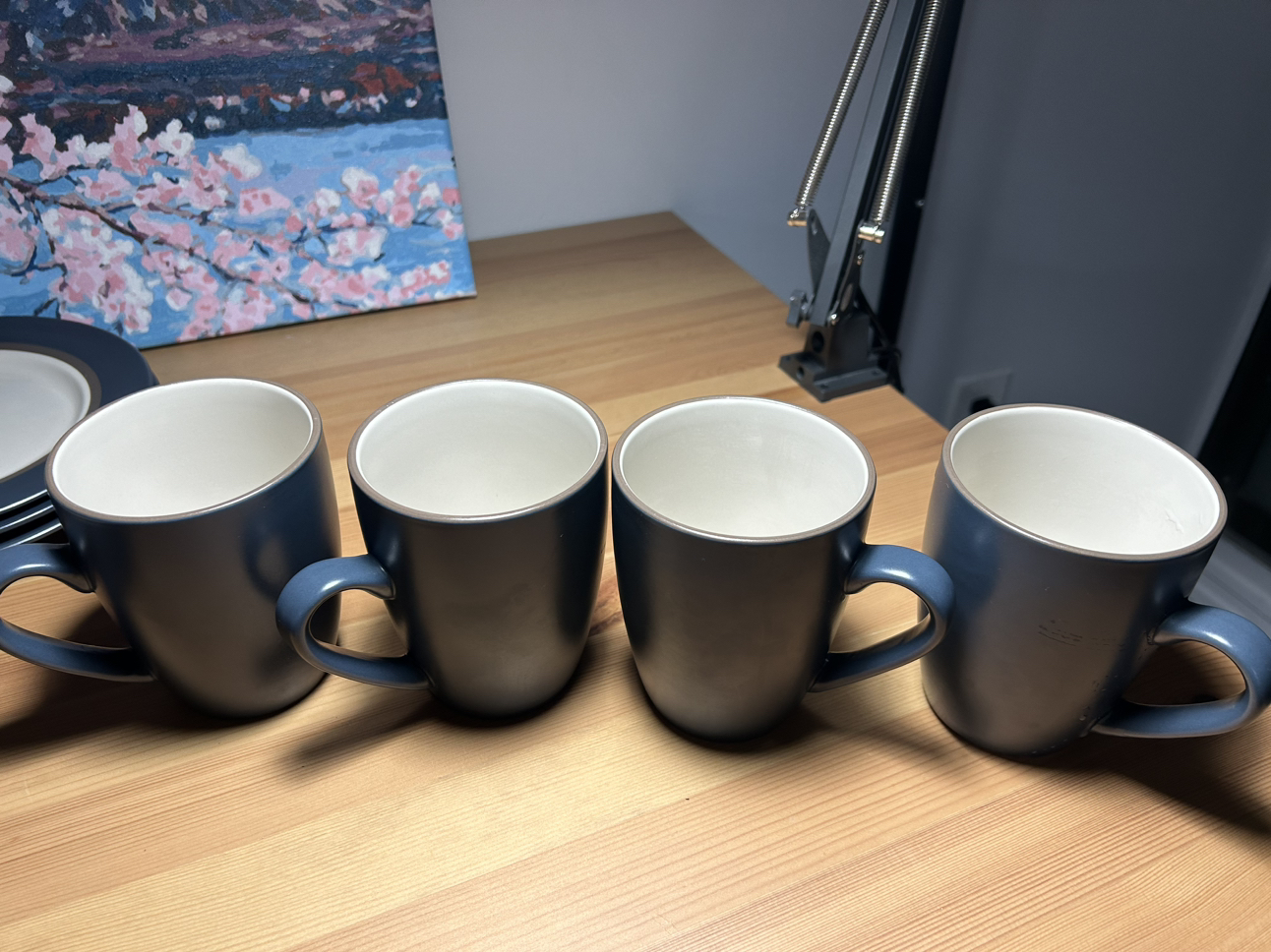 Moving sales: whole set of plates, bowls and cups - photo 3