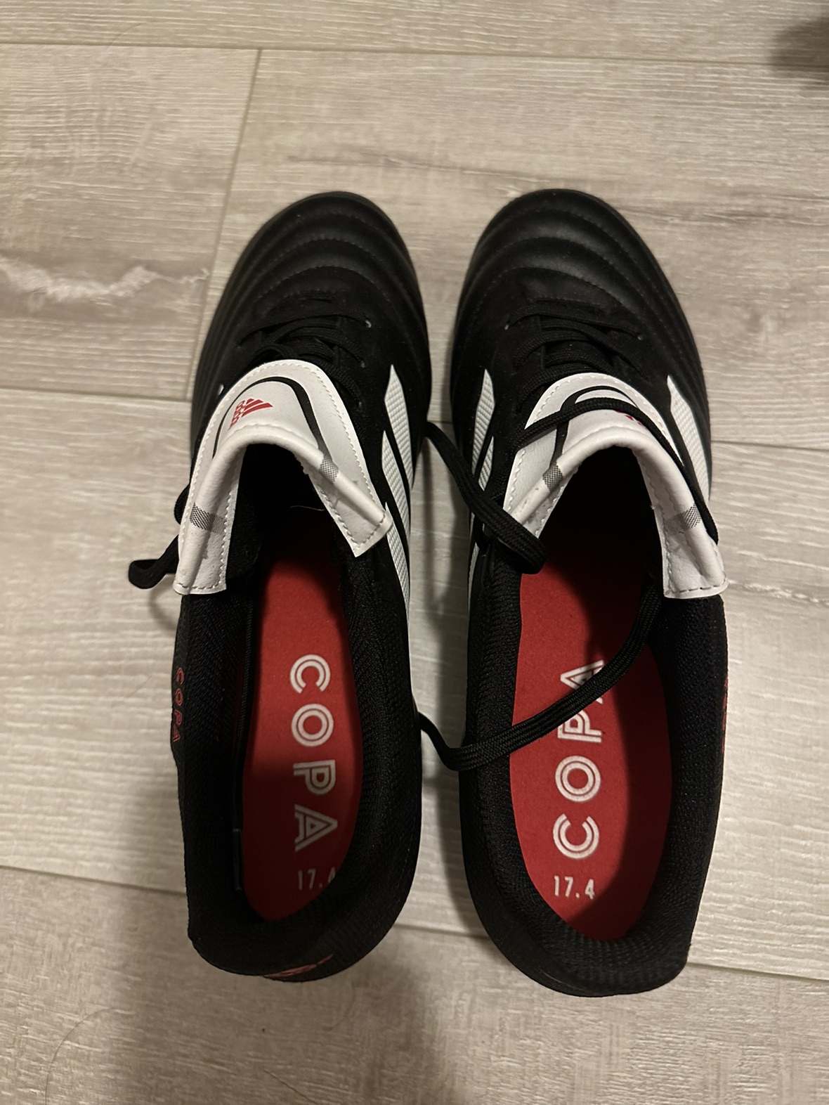 Soccer shoes(Adidas) (Stud)