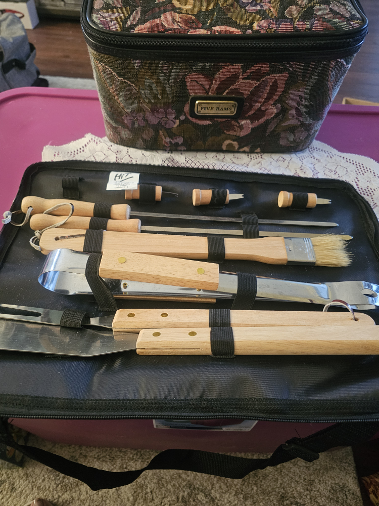 BARBEQUE SET