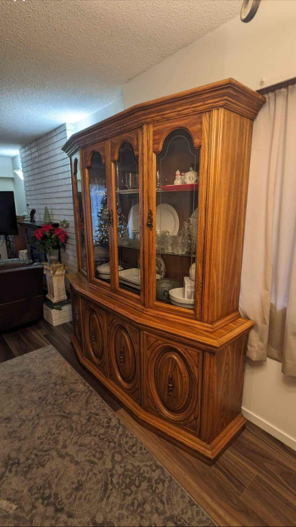Solid Wood China Cabinet - photo 3