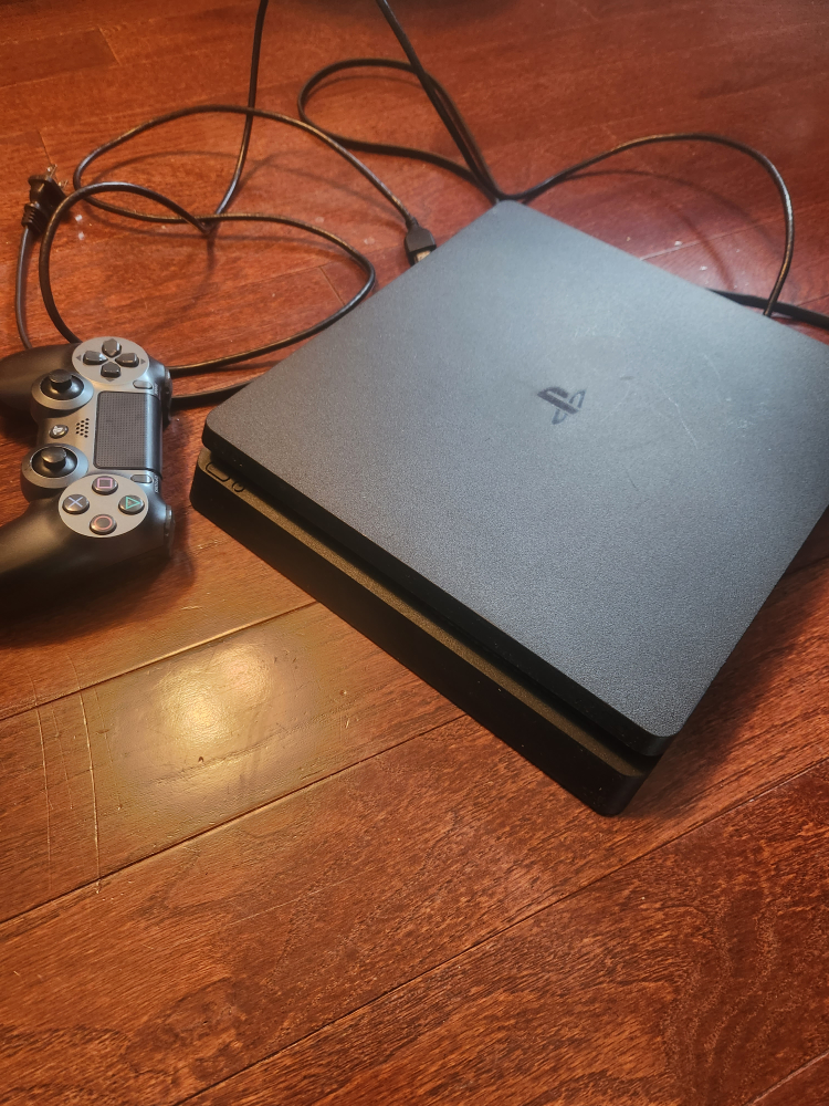PS4 SLIM 1TB $150 OBO