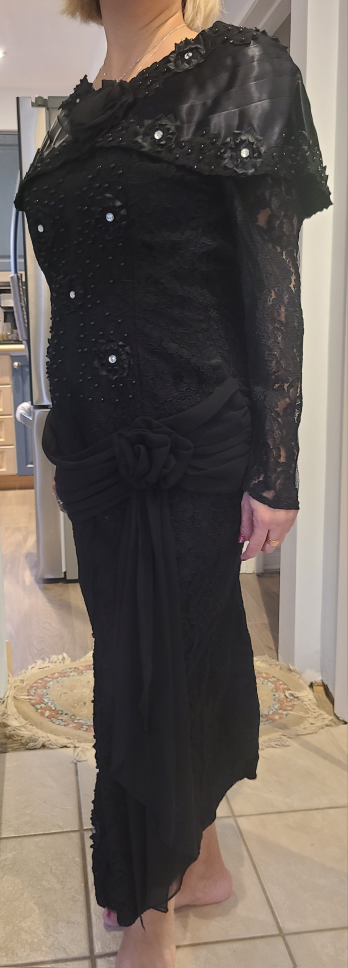 new year gift black dress New Years BINGO 🎯 image indicator(3)