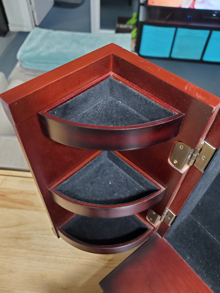 Bombay Wooden Jewelry Box image indicator(4)