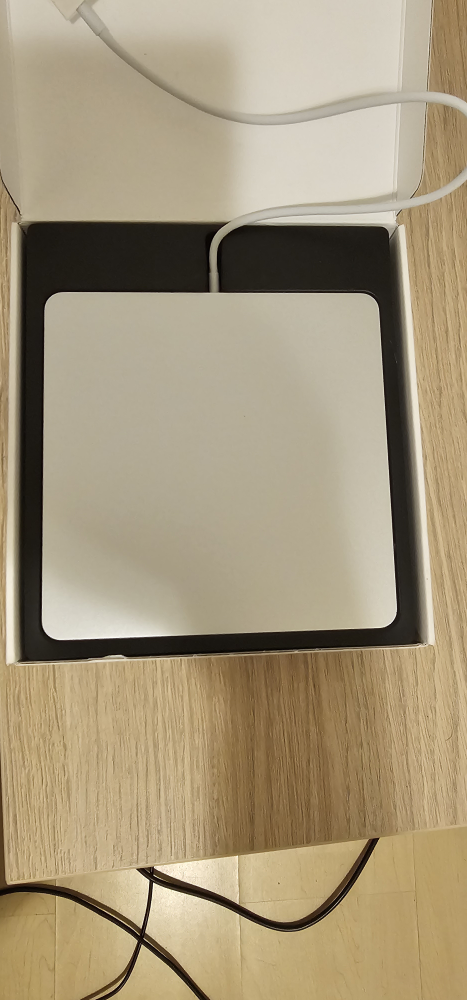Brand New Apple USB SuperDrive - photo 2