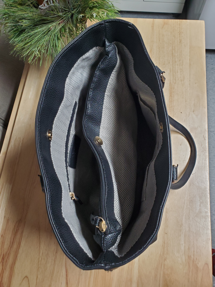 Black Tote Purse image indicator(2)