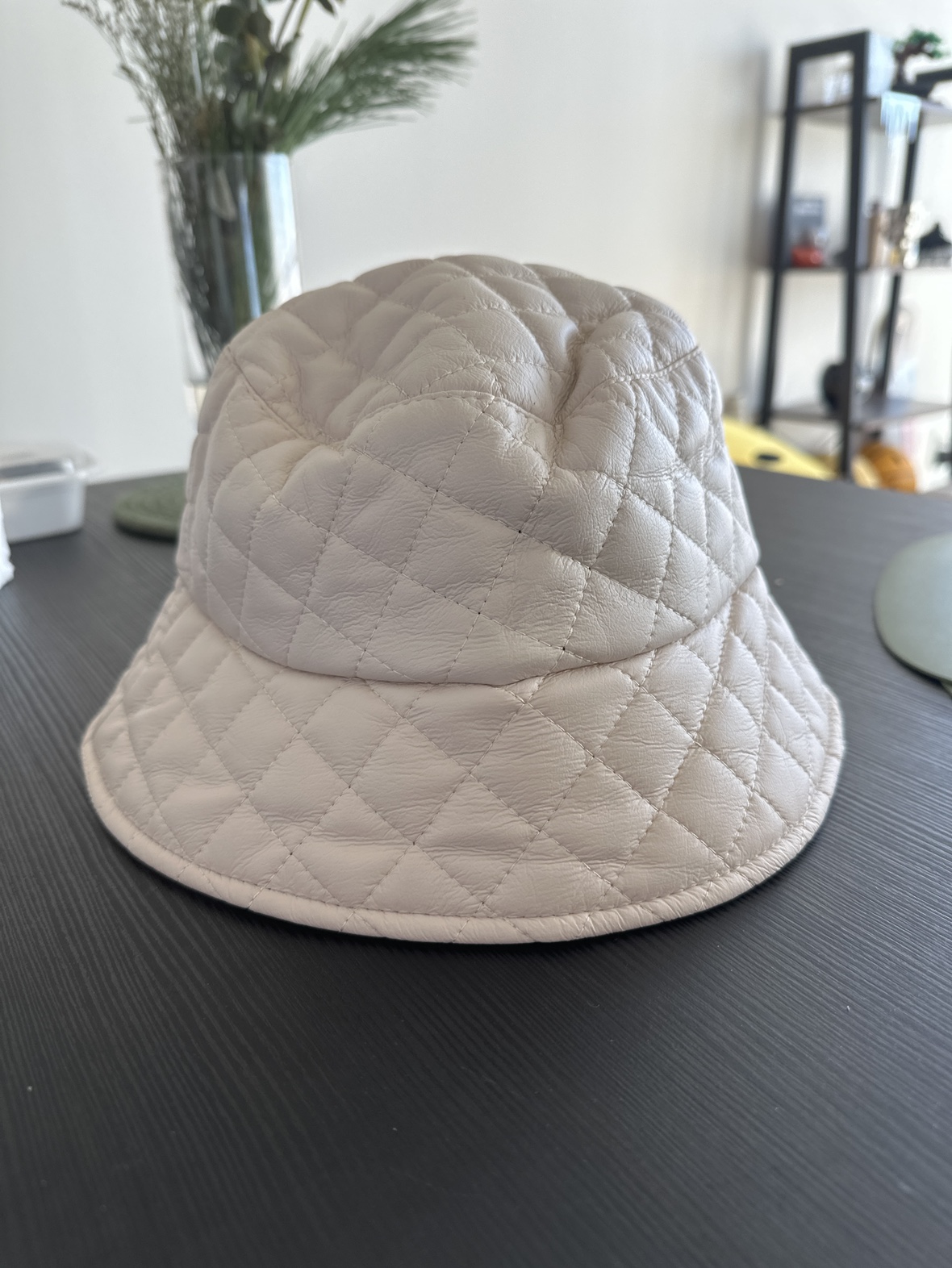 Women's hat