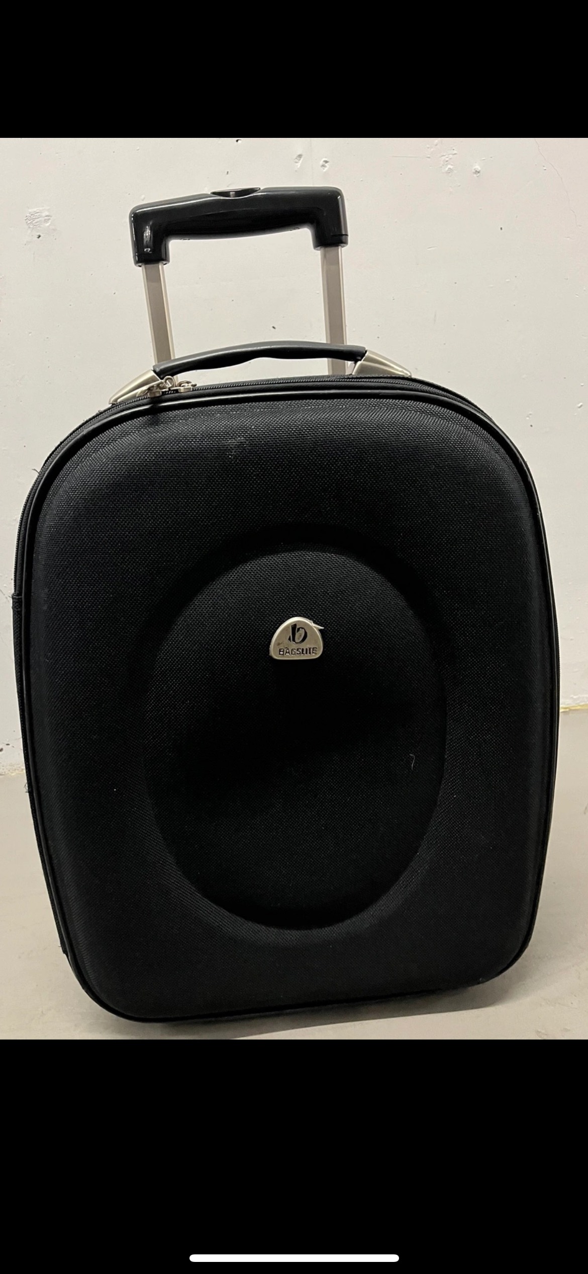 2 Carryon luggages - photo 2