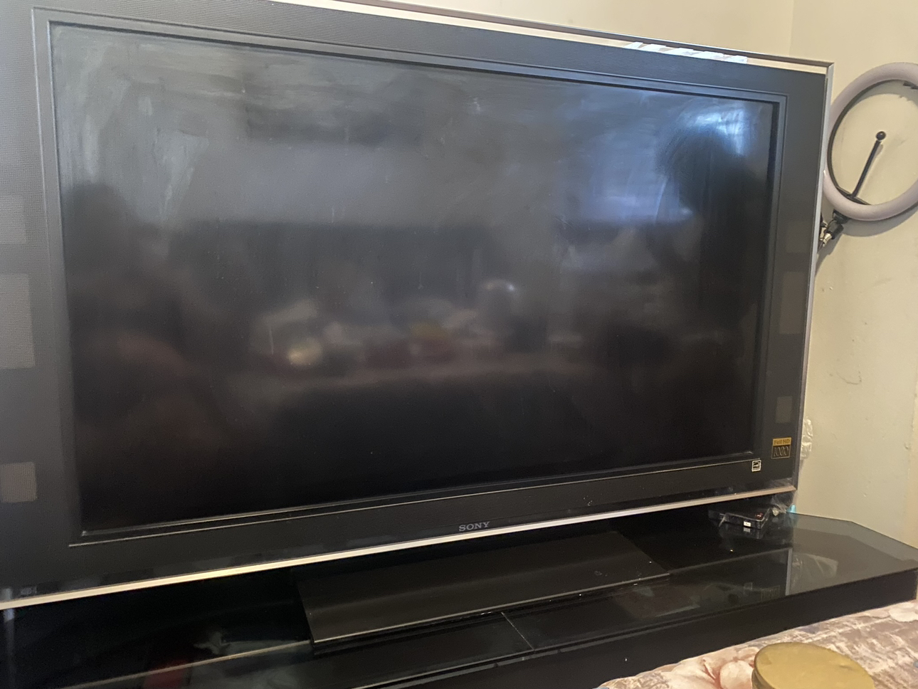 Sony Full HD 2080 TV and black temper glass TV stand image indicator(4)