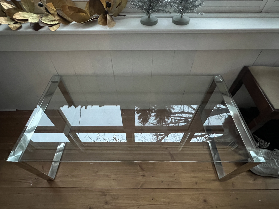 Glass coffee table - can deliver in local Hamilton area image indicator(2)