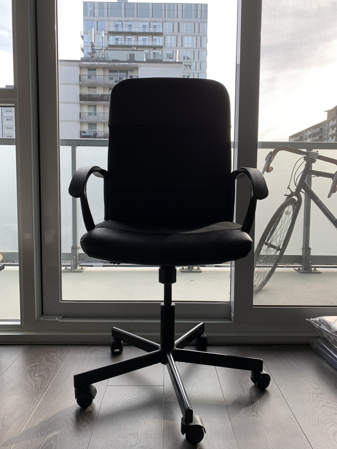 IKEA Office chair - Delivery available in Toronto / North York - photo 2