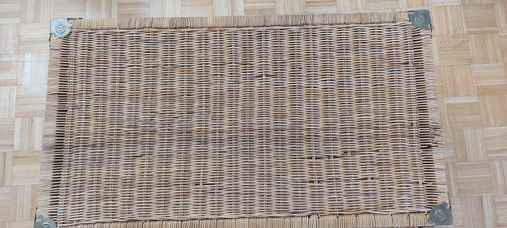 Vintage Wicker Trunk - photo 3