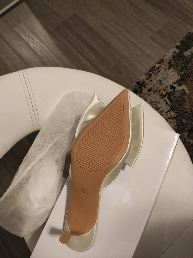 white silky Mule - photo 2