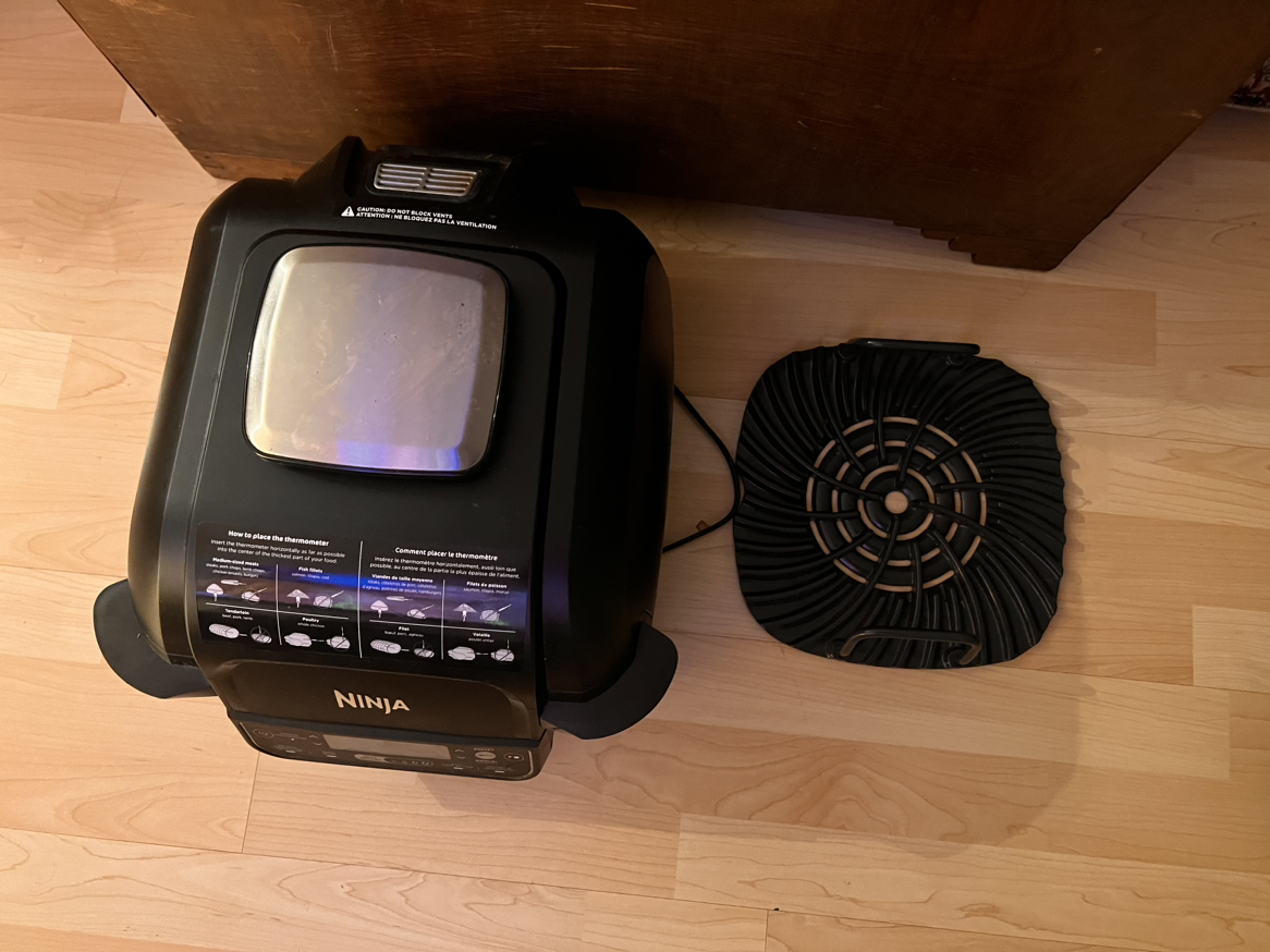 Ninja air fryer - perfect condition! image indicator(5)