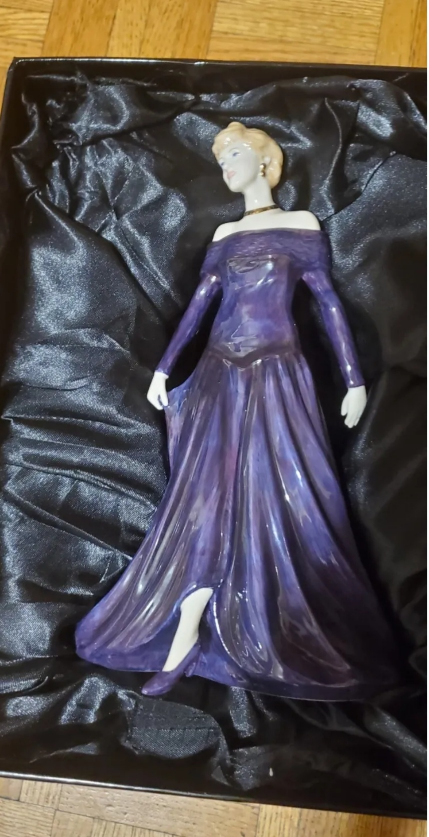 Royal Doulton Princess Diana -  Limited Ed. - photo 3