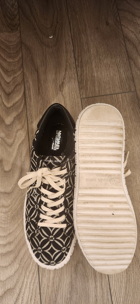 Michael Kors Sneakers image indicator(4)