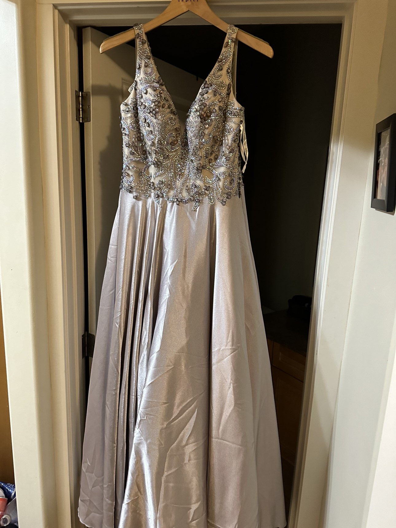 Purple rose grad dress - photo 3