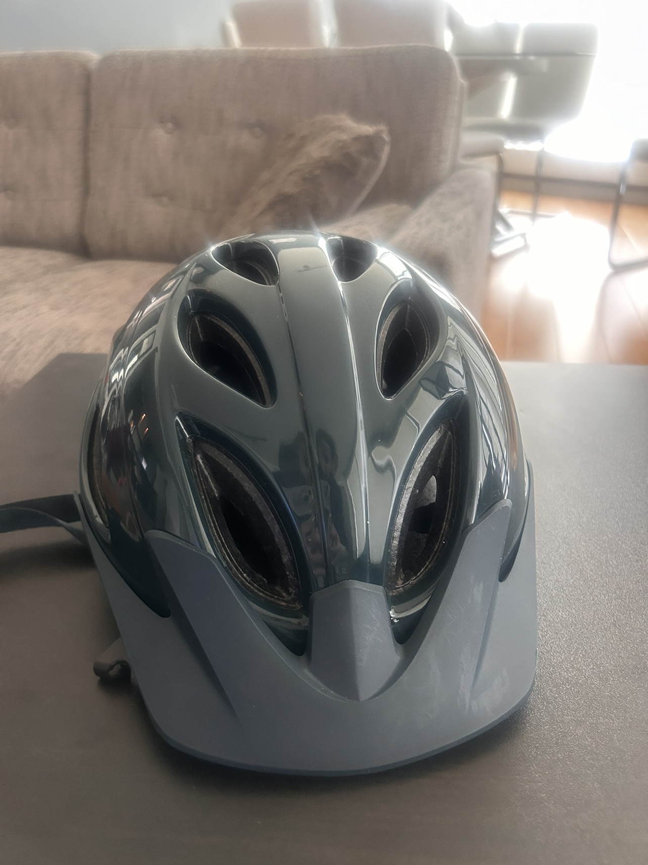 Adult bicycle helmet, female thumbnail