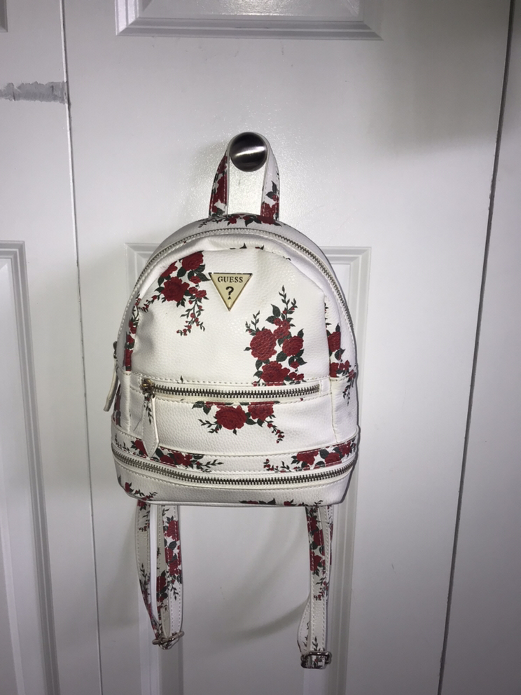 Small backpack (Guess) thumbnail