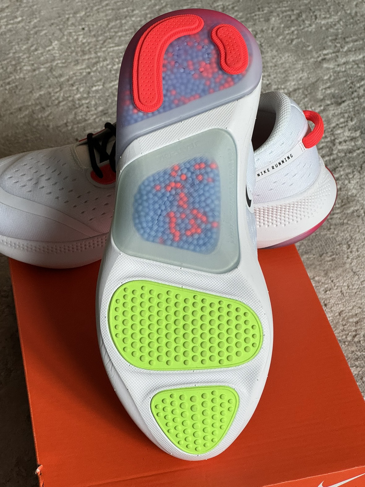 Women’s Nike Joyride runners NEW in box size 9 image indicator(4)