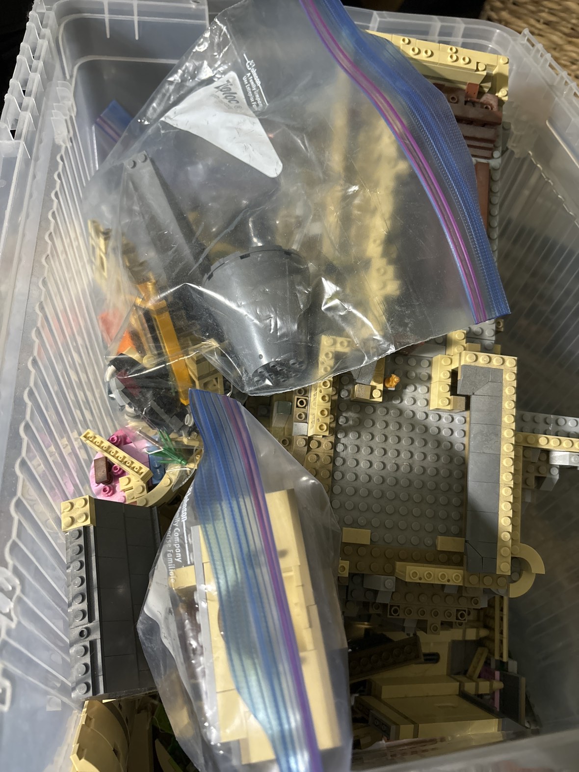 Bin full of Harry Potter Lego - photo 2