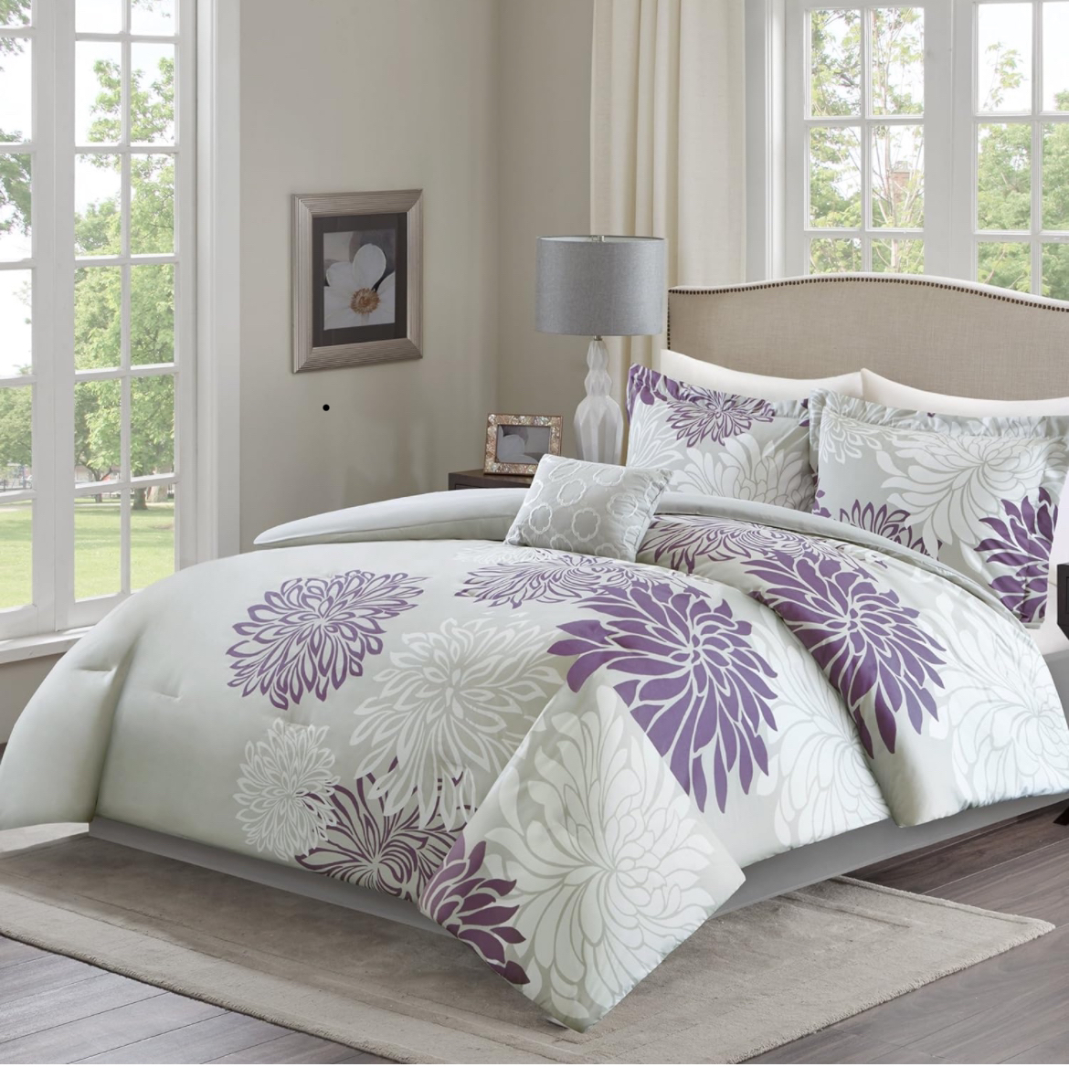 Queen bed 5 piece comforter set