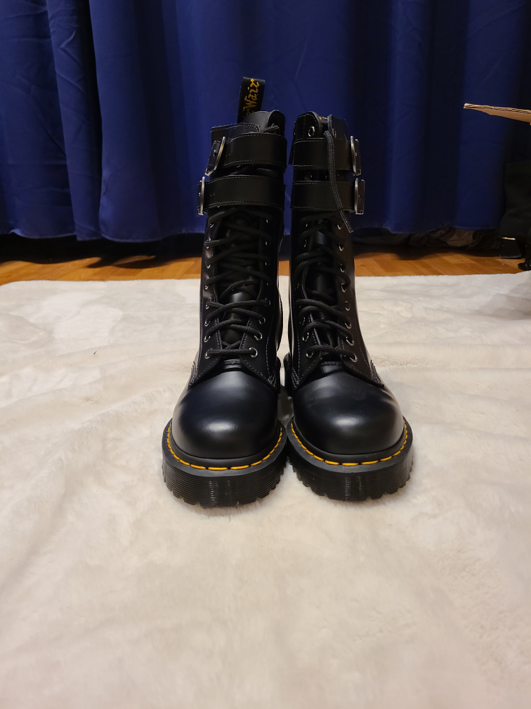 Dr.Martens Caspian Alt Womens Size 9 image indicator(2)