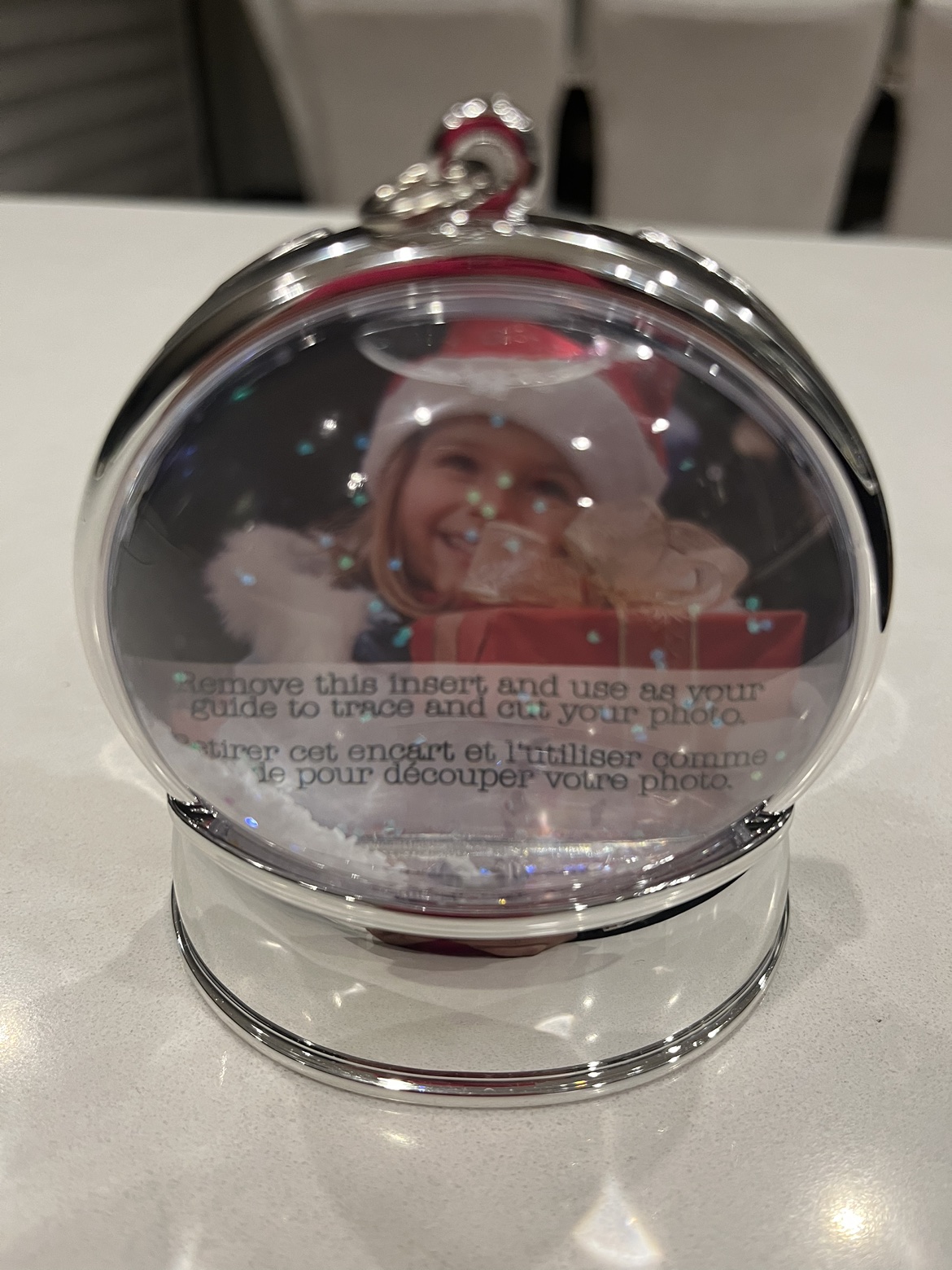 Snow globe magnetic photo frame thumbnail