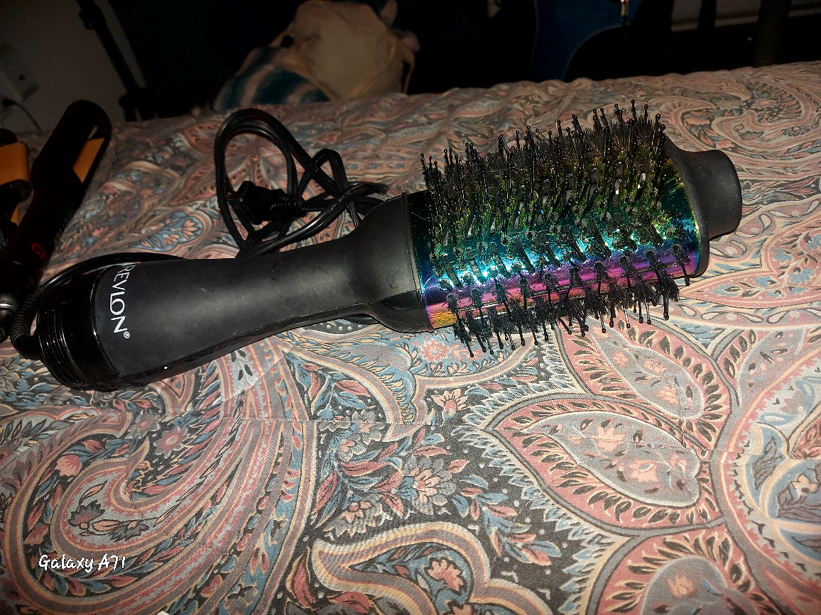Revlon One-Step Hair Dryer & Volumizer Copper Smooth Edition image indicator(2)