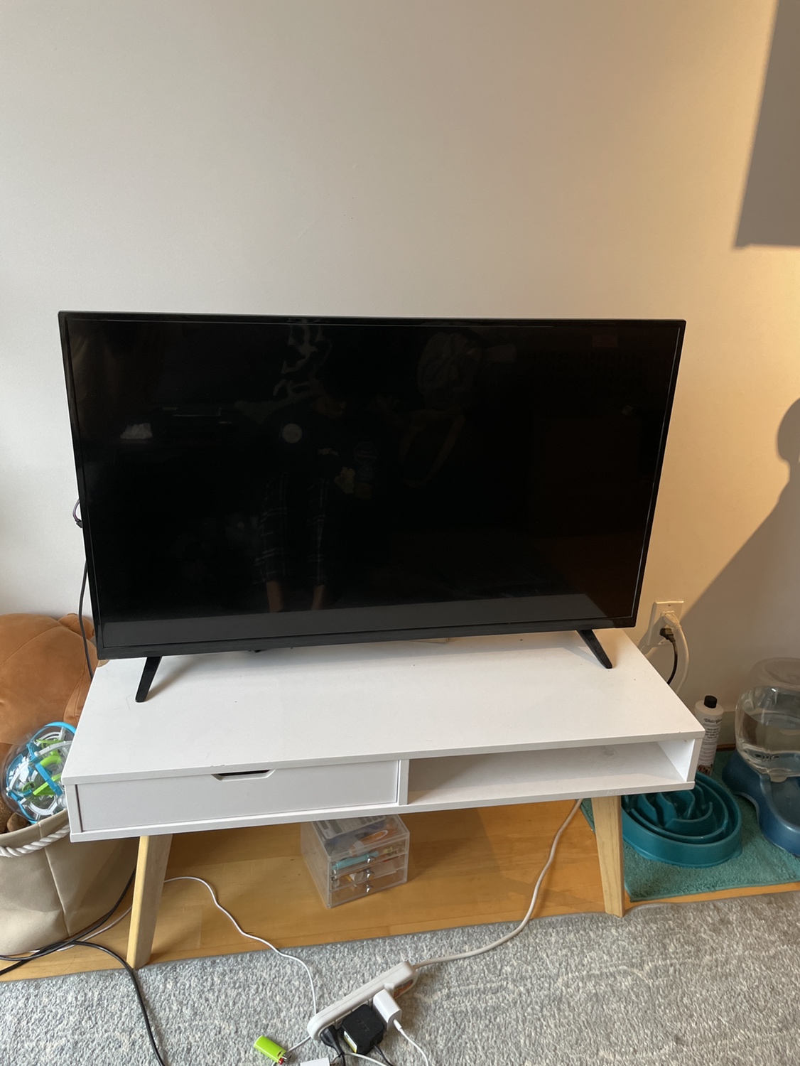 42” TV and TV Stand - photo 3
