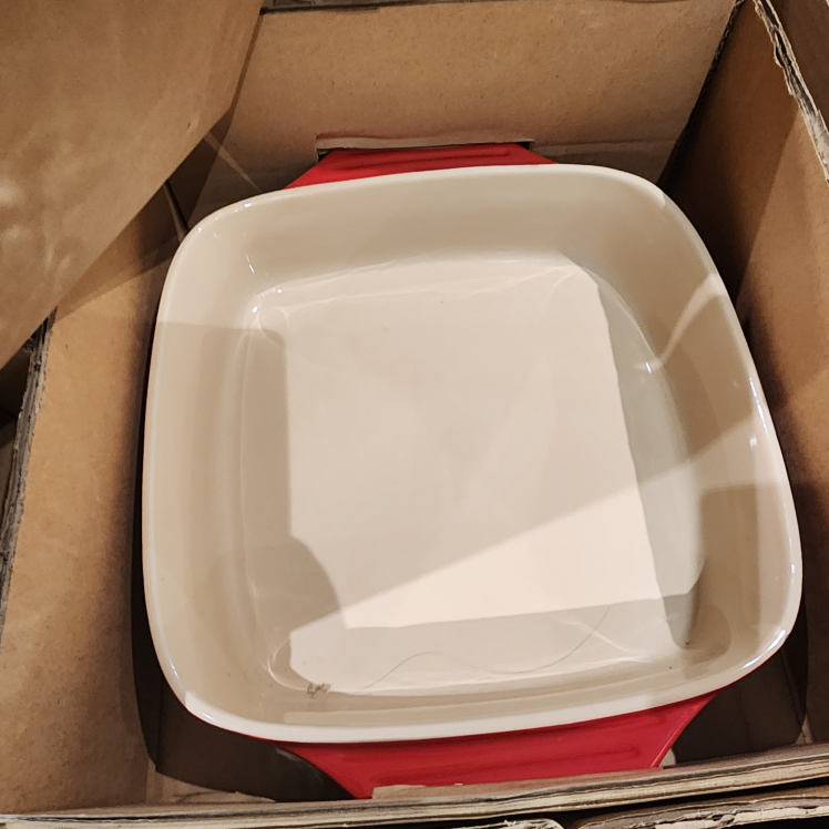 🥕New Le Creuset Square Bake with Lid image indicator(2)