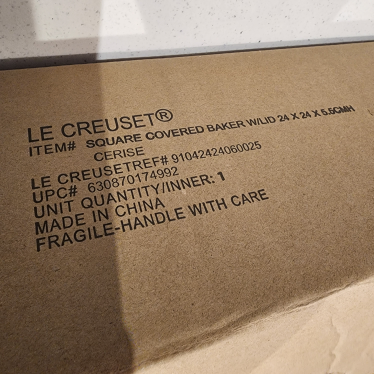 🥕New Le Creuset Square Bake with Lid image indicator(3)