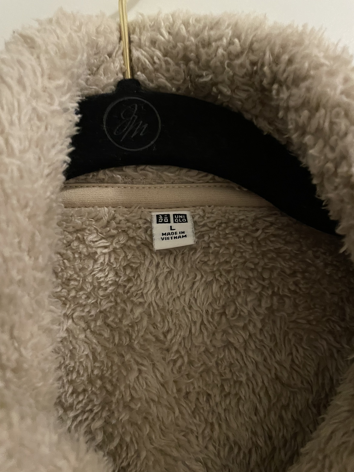 EUC Women’s Uniqlo Fluffy Yarn Fleece Full Zip Size L - photo 5