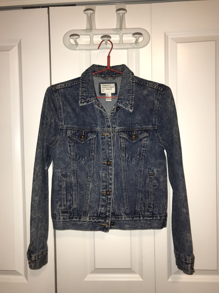 Jeans jacket (Forever 21) image indicator(2)