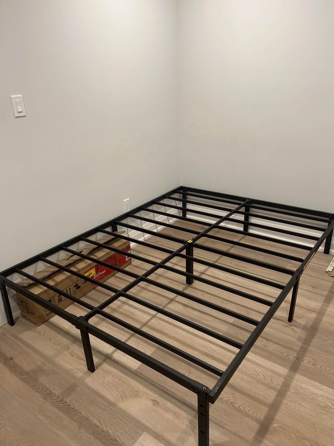 bed frame queen - photo 2